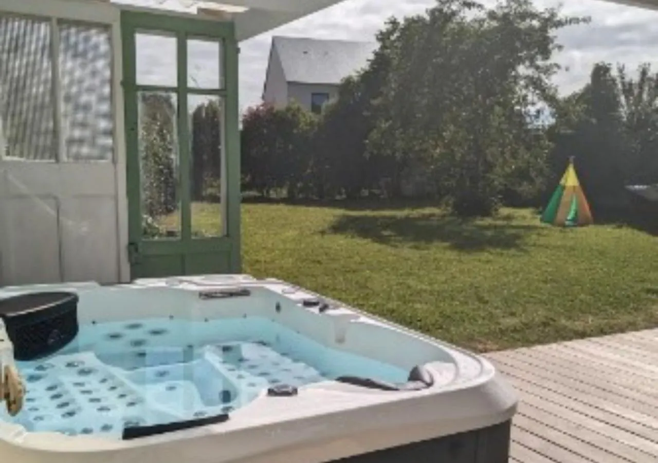 Holiday home Jolie Maison Avec Jacuzzi Saint-Cast-le-Guildo France