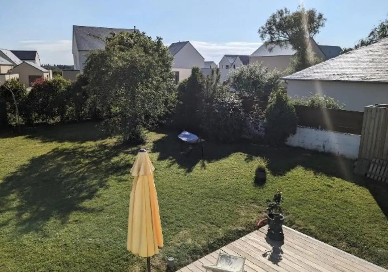 Holiday home Jolie Maison Avec Jacuzzi Saint-Cast-le-Guildo