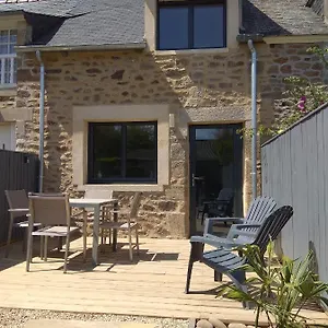 Hébergement de vacances Maison Cosy Entre Cap Frehel Et Malo 1km 5min Gr34 Wifi Jardin Vélos Casa Ohana, Saint-Cast-le-Guildo